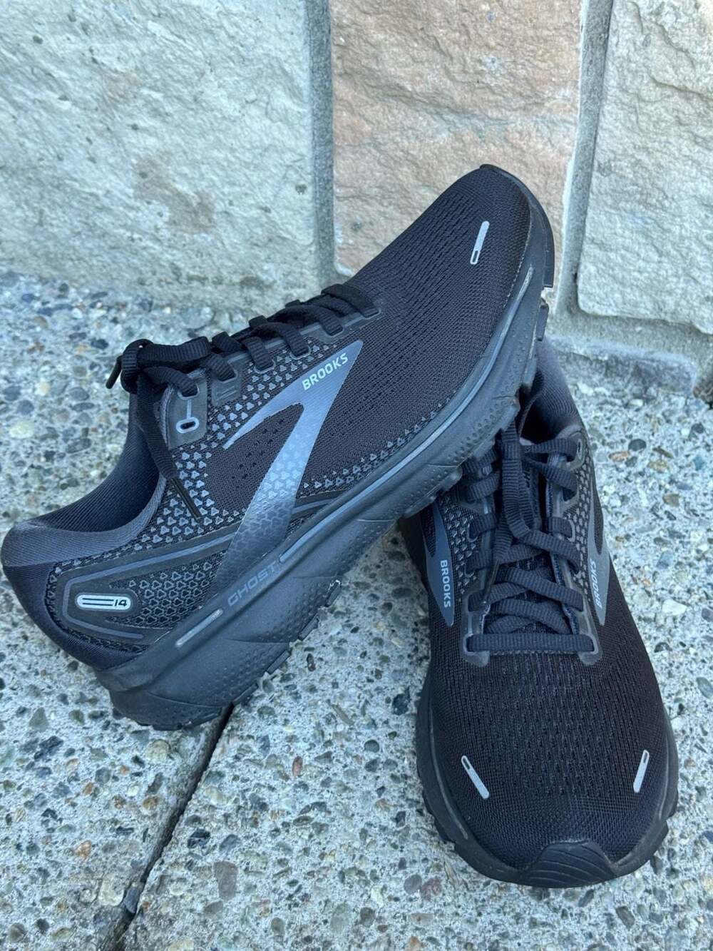 Brooks Ghost 14 Women's Running Shoes Black Size 8.5 Medium (1203561B020)